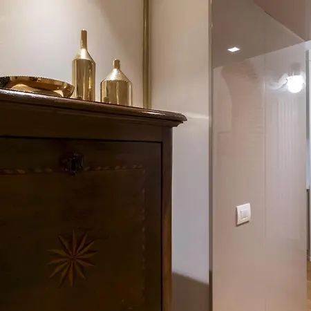 Apartment Italianway - Tadino 6 Milan